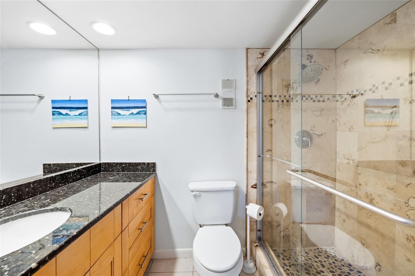 Image 18 of 39 For 15 Glendale Street B4