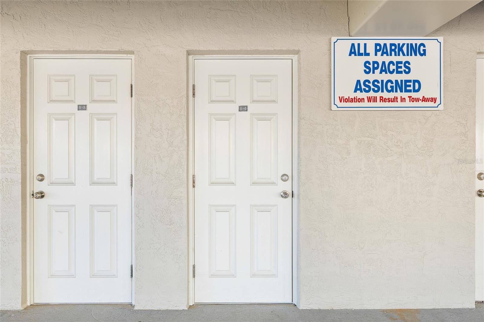 Image 30 of 39 For 15 Glendale Street B4