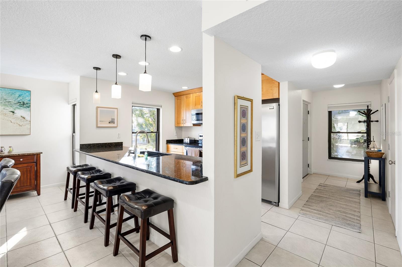 Image 9 of 39 For 15 Glendale Street B4