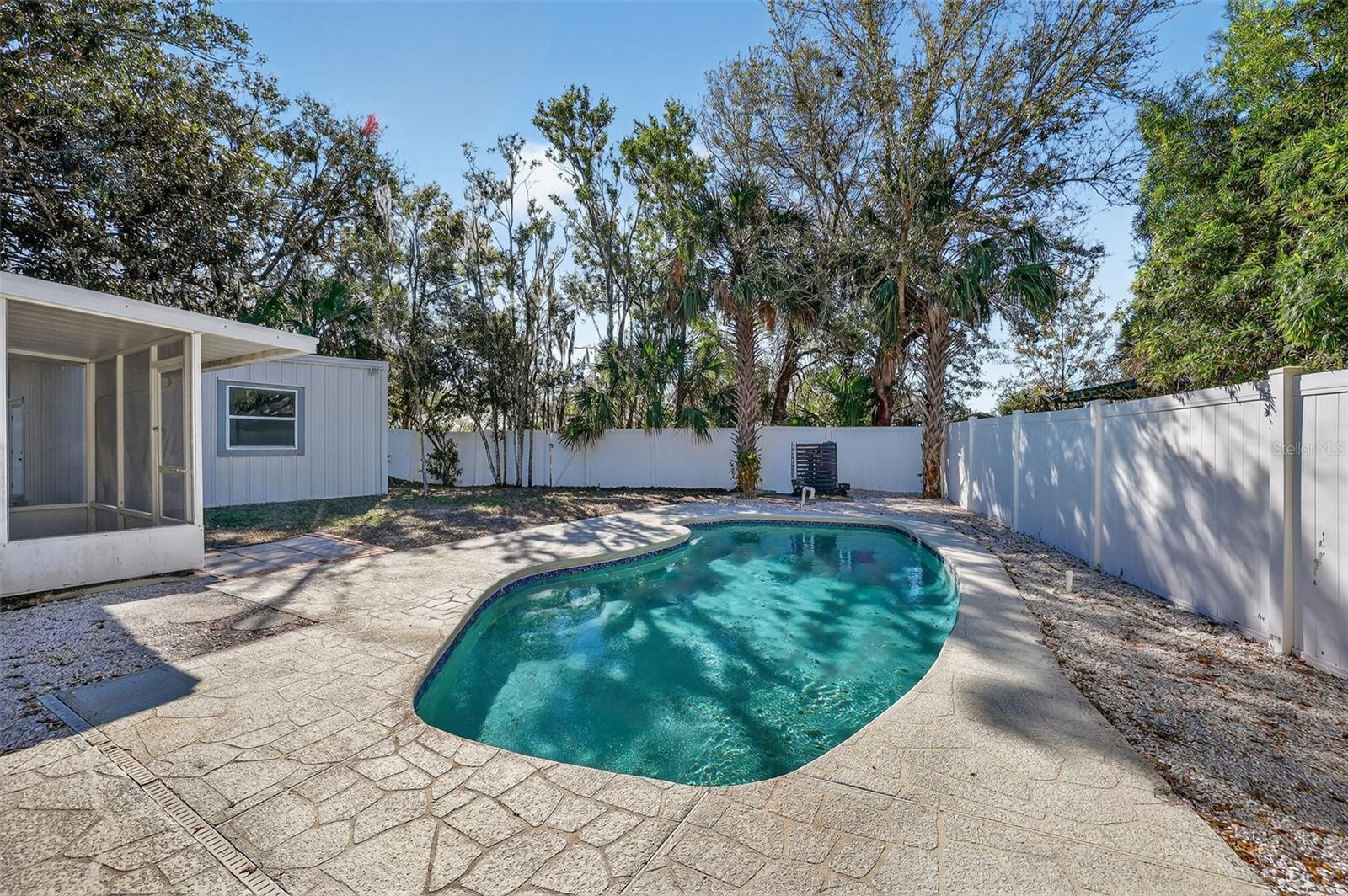 Image 27 of 39 For 18851 Tracer Drive