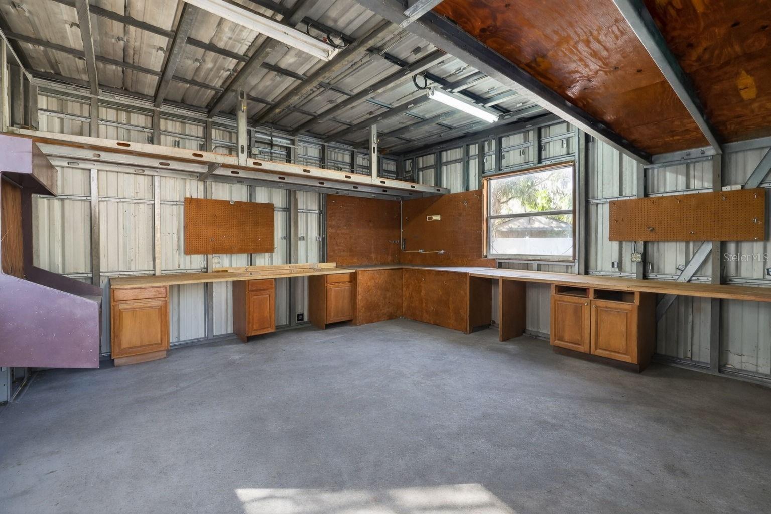 Image 29 of 39 For 18851 Tracer Drive