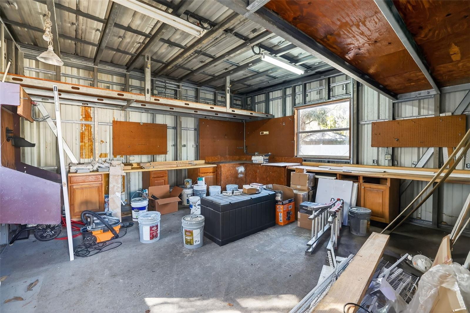 Image 30 of 39 For 18851 Tracer Drive