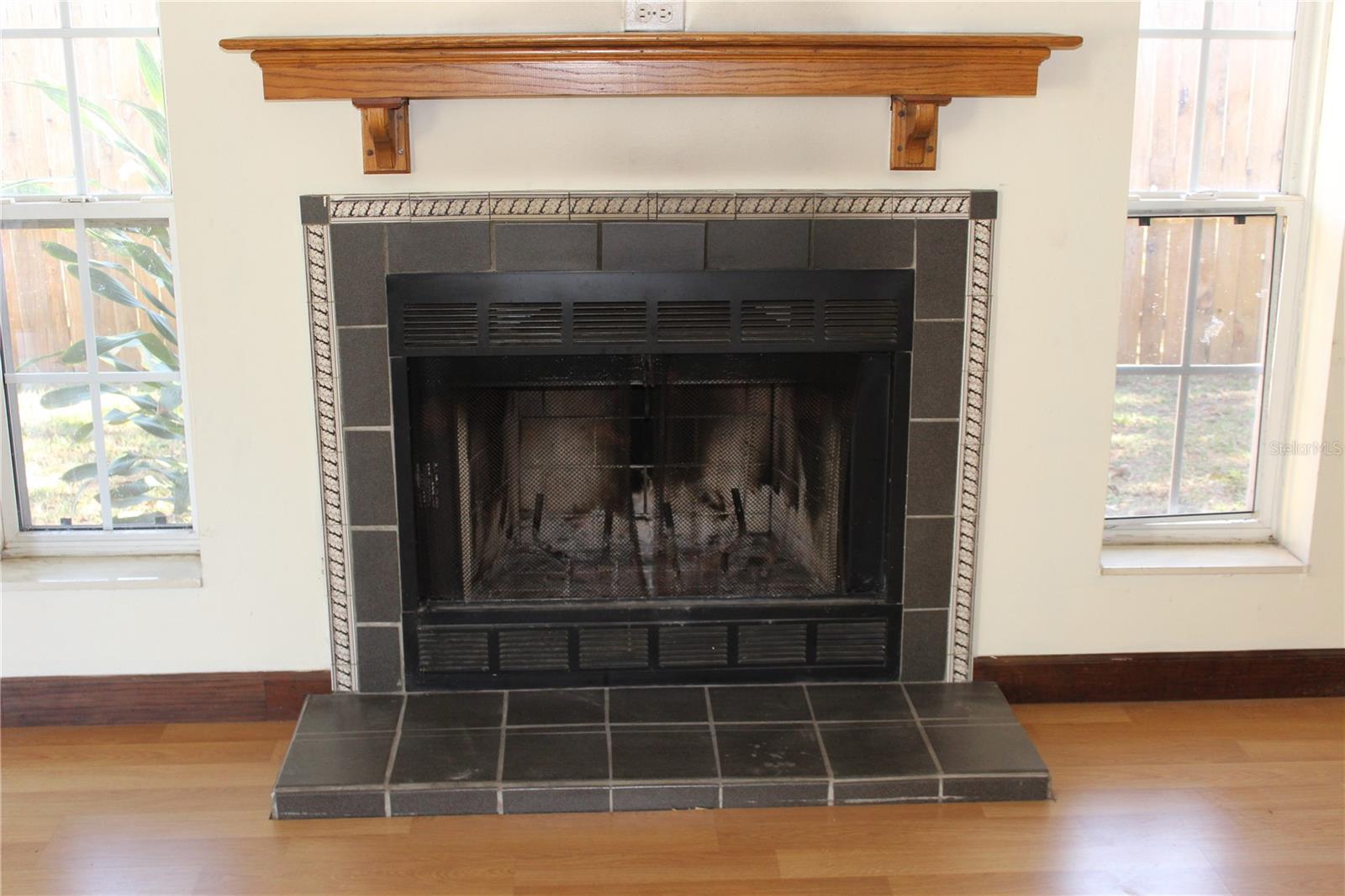 Image 5 of 24 For 2718 Shadywood Place