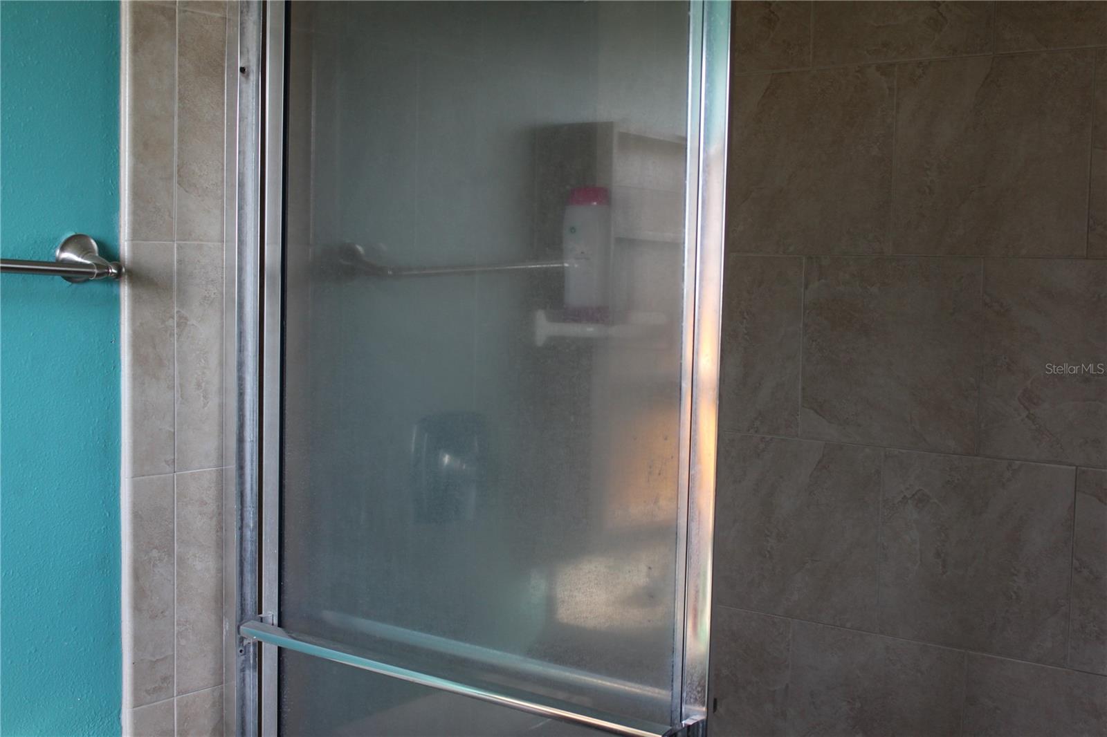 Image 9 of 24 For 2718 Shadywood Place