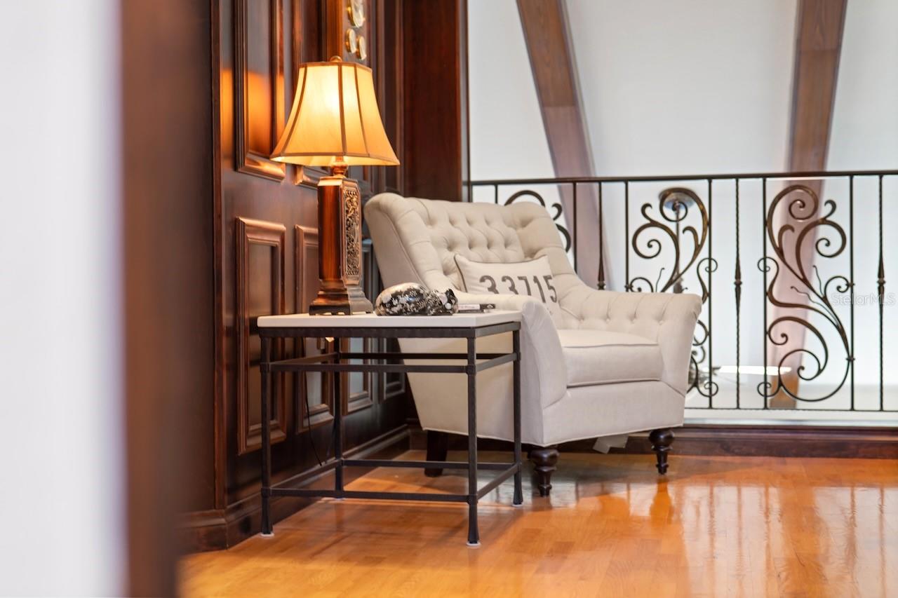 Image 33 of 82 For 740 Pinellas Bayway S