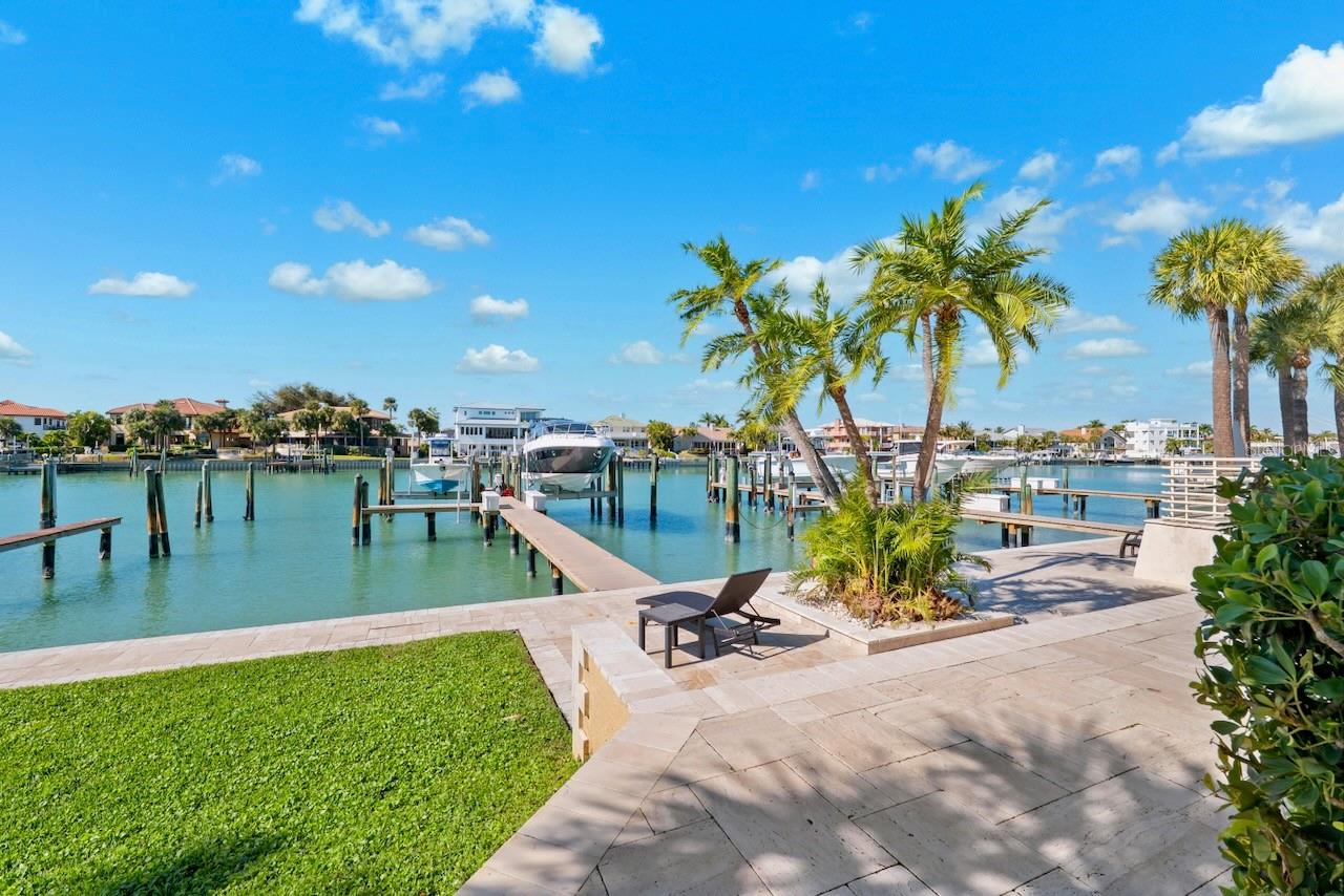 Image 60 of 82 For 740 Pinellas Bayway S