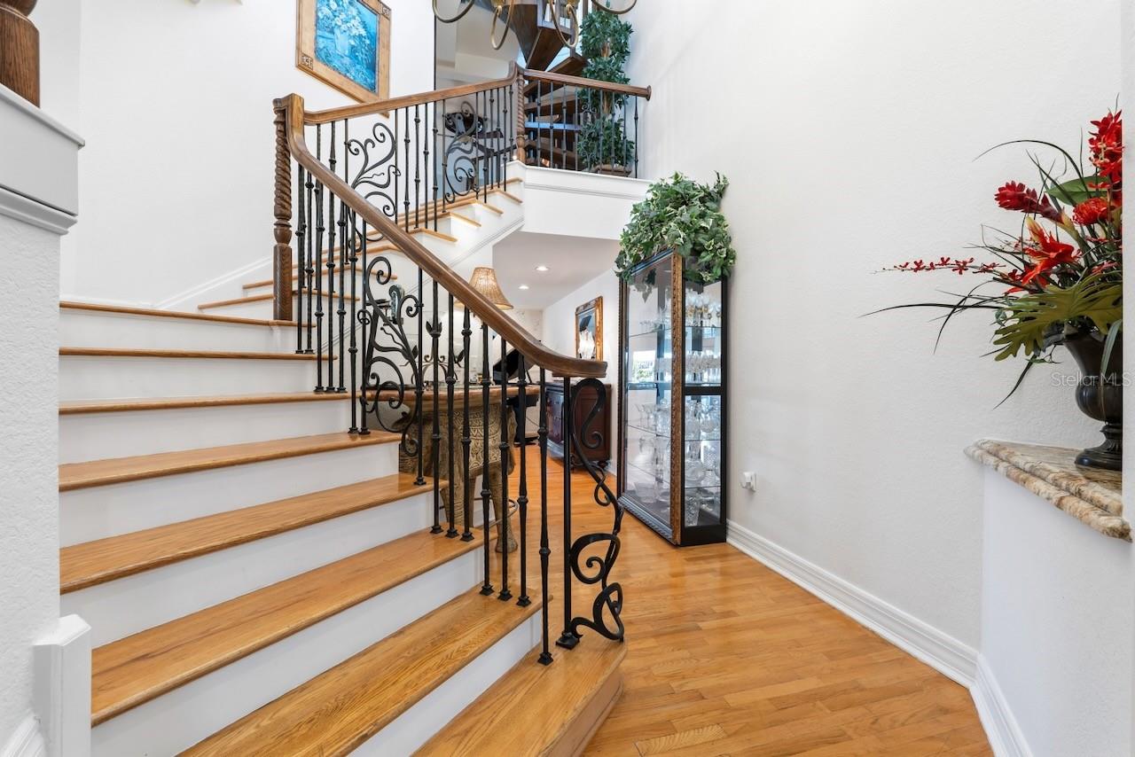 Image 61 of 82 For 740 Pinellas Bayway S