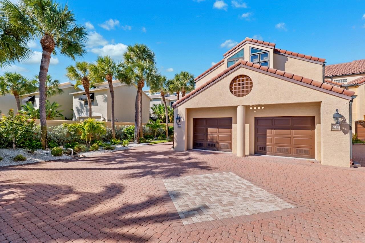 Image 72 of 82 For 740 Pinellas Bayway S