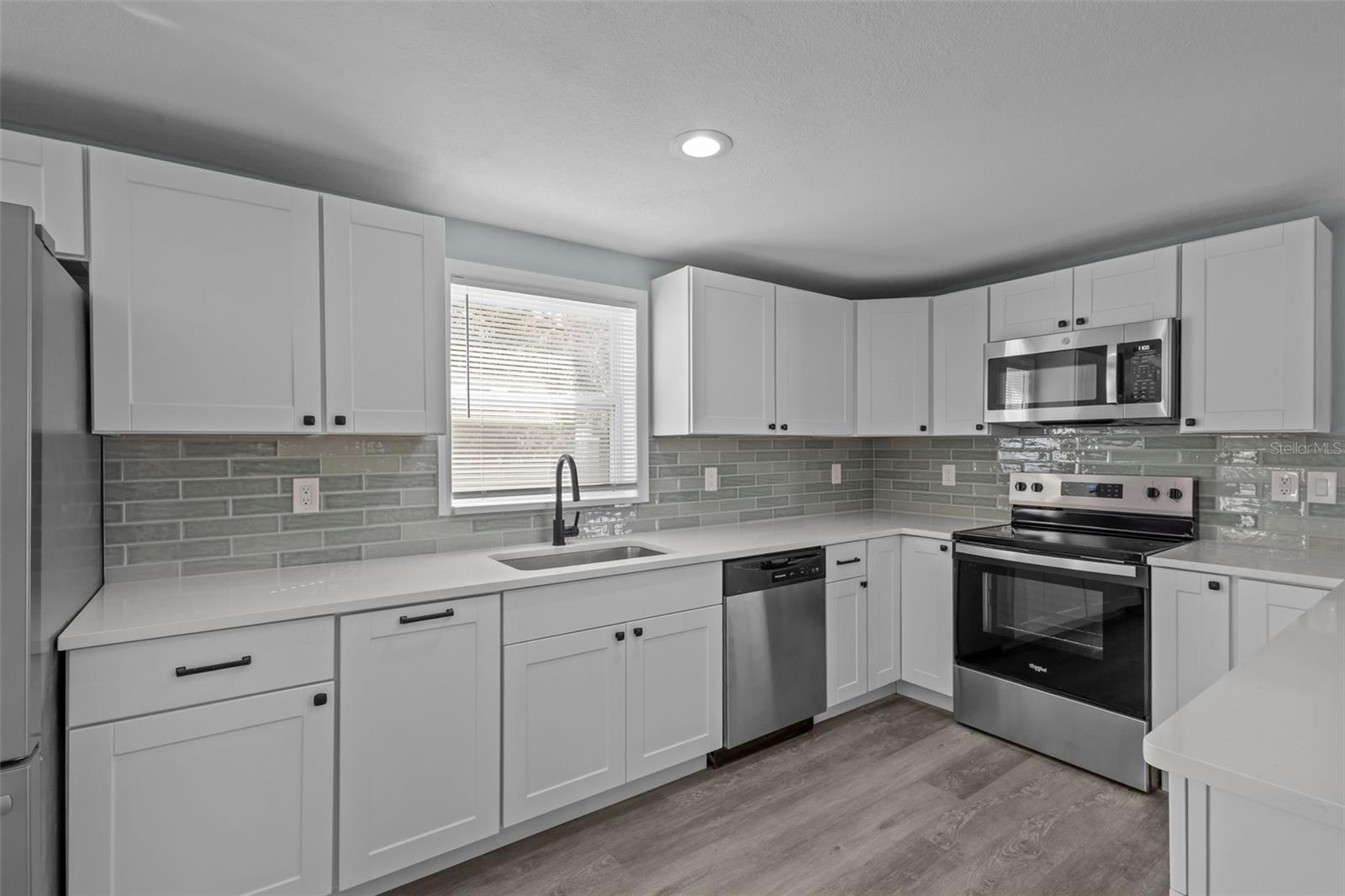 Image 14 of 31 For 1682 Wilmar Avenue