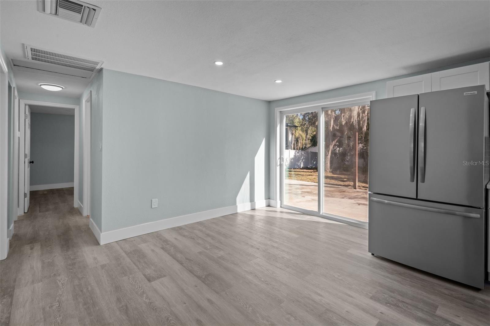 Image 16 of 31 For 1682 Wilmar Avenue