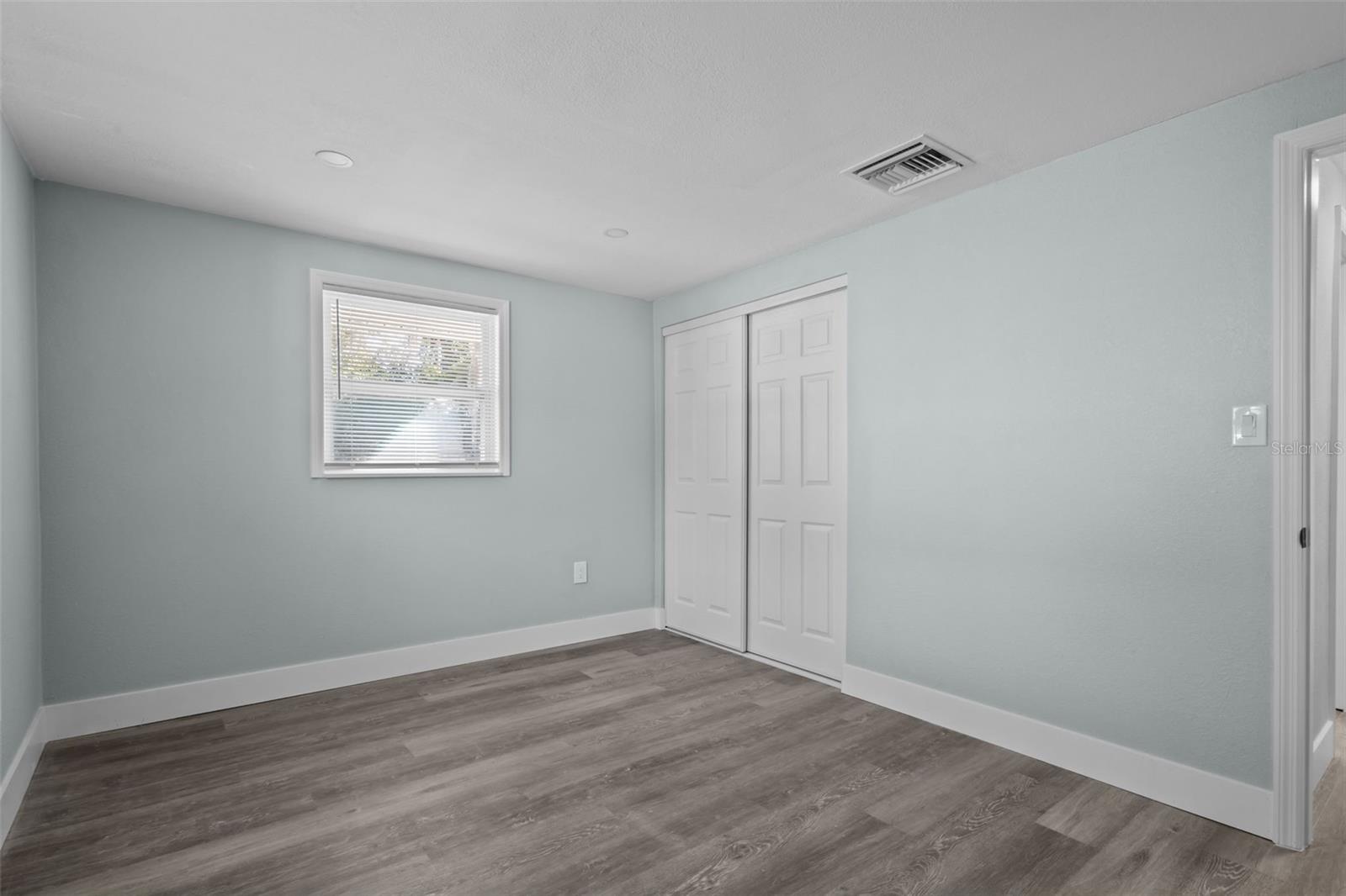 Image 17 of 31 For 1682 Wilmar Avenue