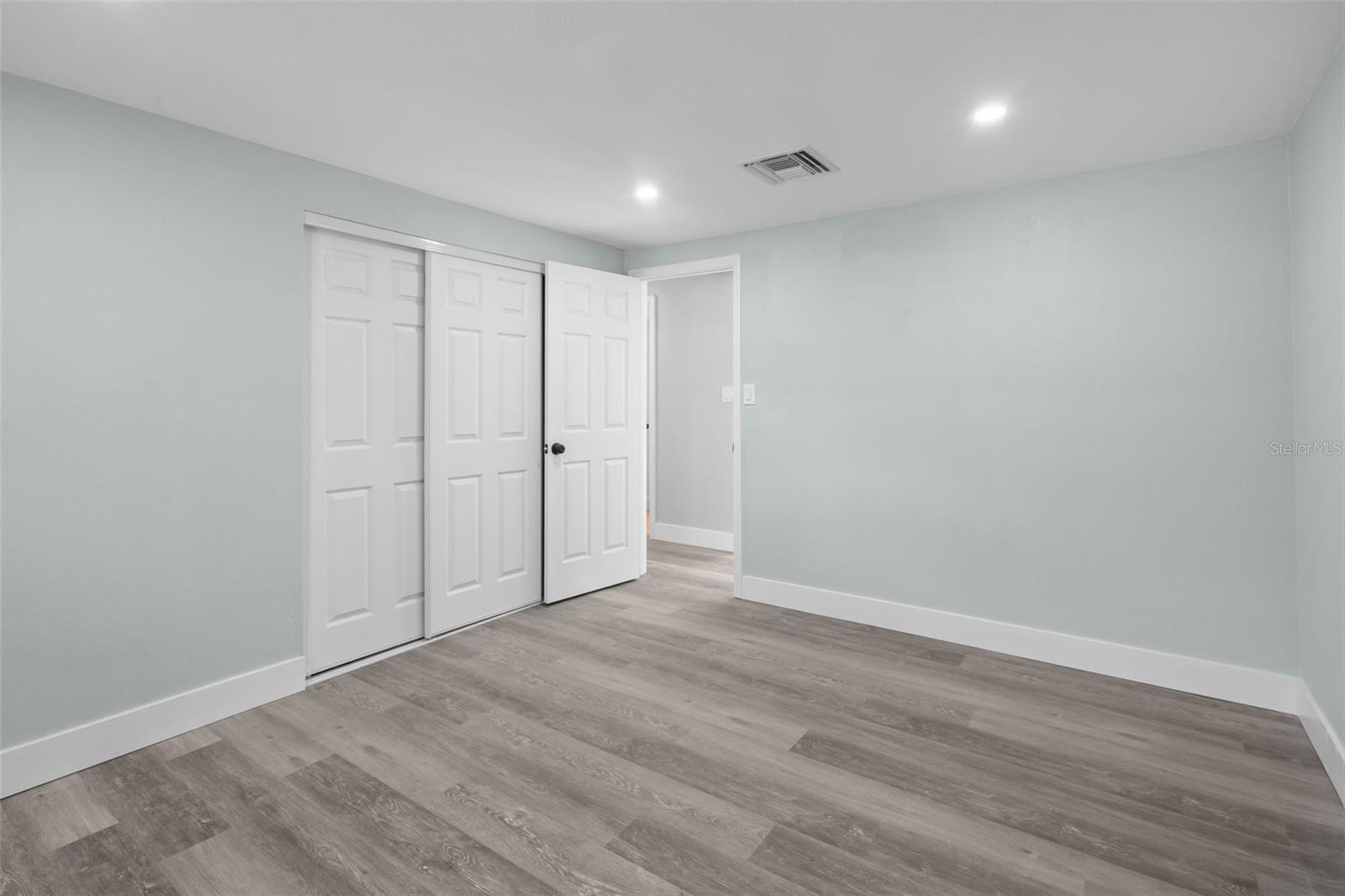 Image 22 of 31 For 1682 Wilmar Avenue