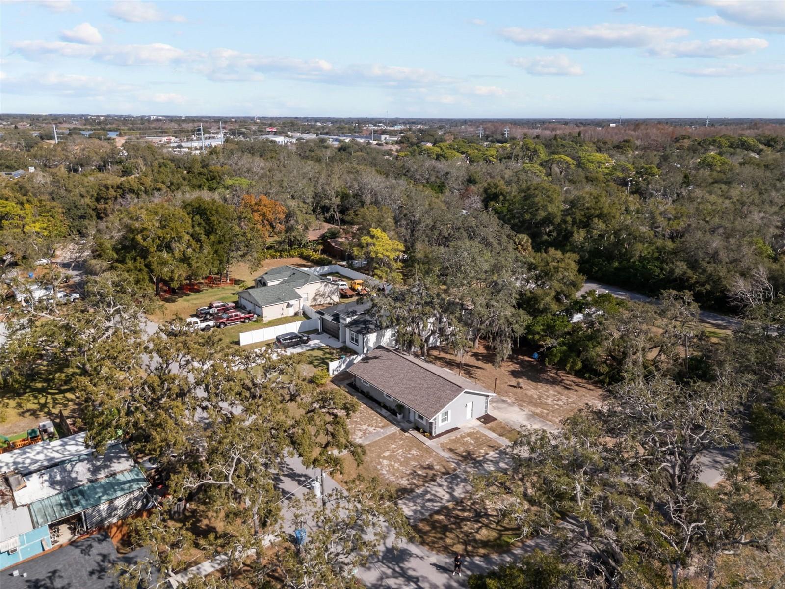 Image 28 of 31 For 1682 Wilmar Avenue