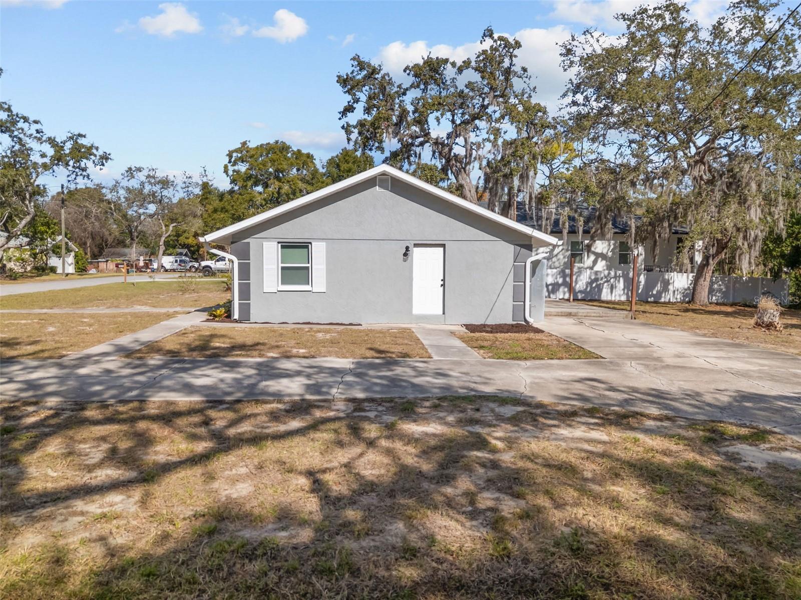 Image 30 of 31 For 1682 Wilmar Avenue