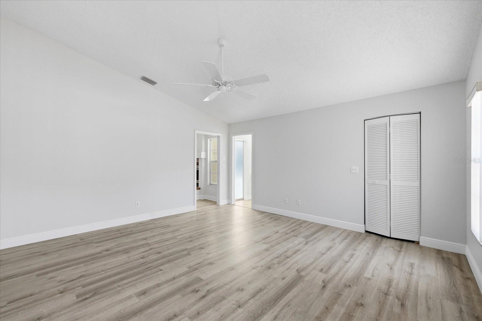 Image 14 of 40 For 8132 Perth Drive