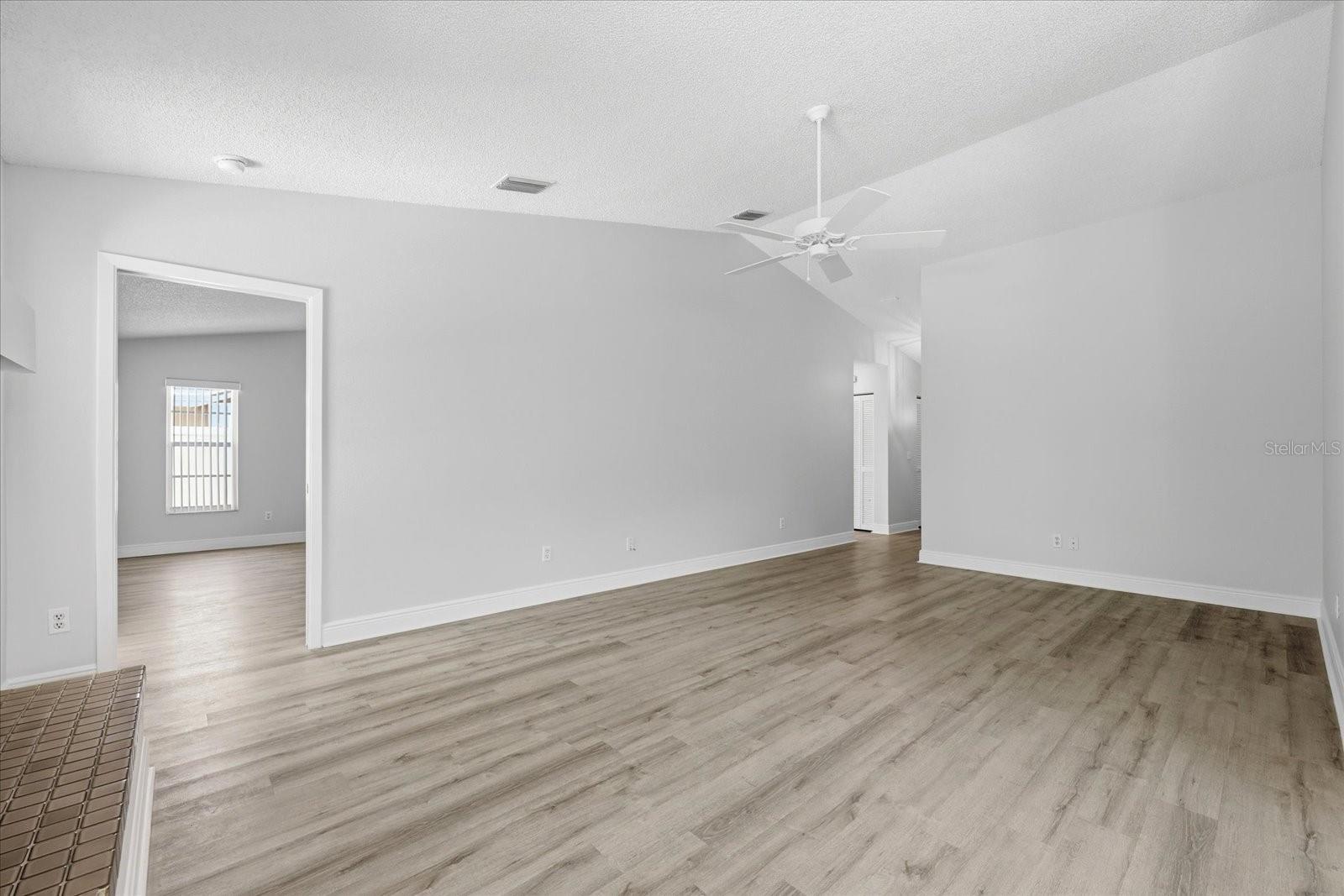 Image 7 of 40 For 8132 Perth Drive