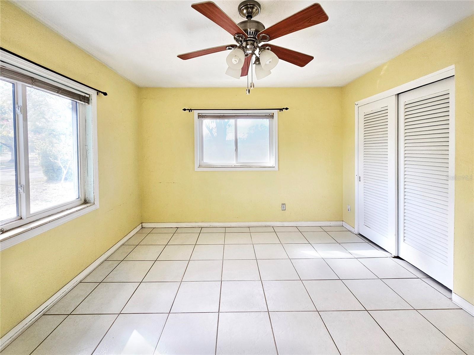 Image 17 of 34 For 655 42nd Avenue N