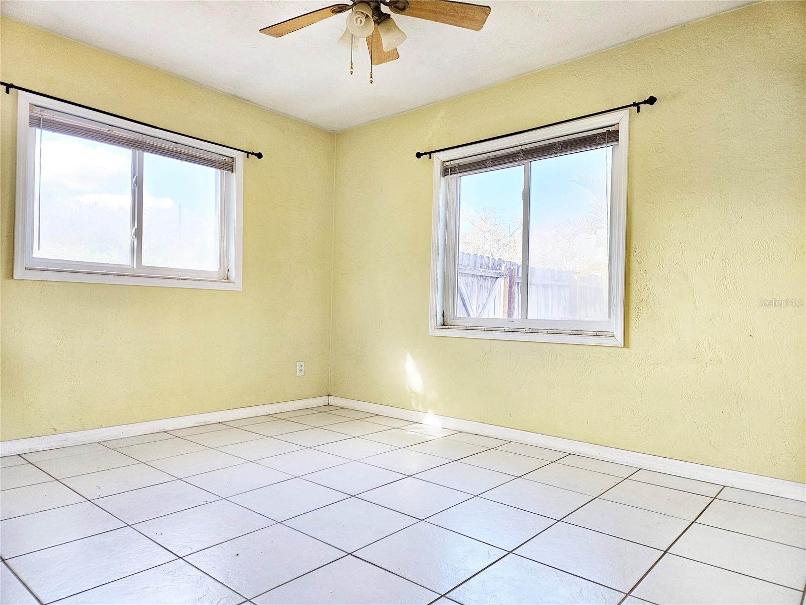 Image 22 of 34 For 655 42nd Avenue N