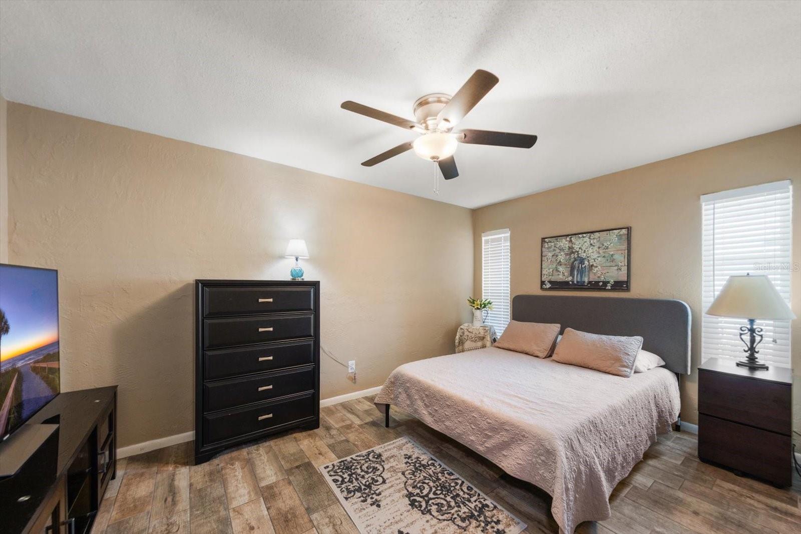 Image 36 of 70 For 7133 Augusta Boulevard