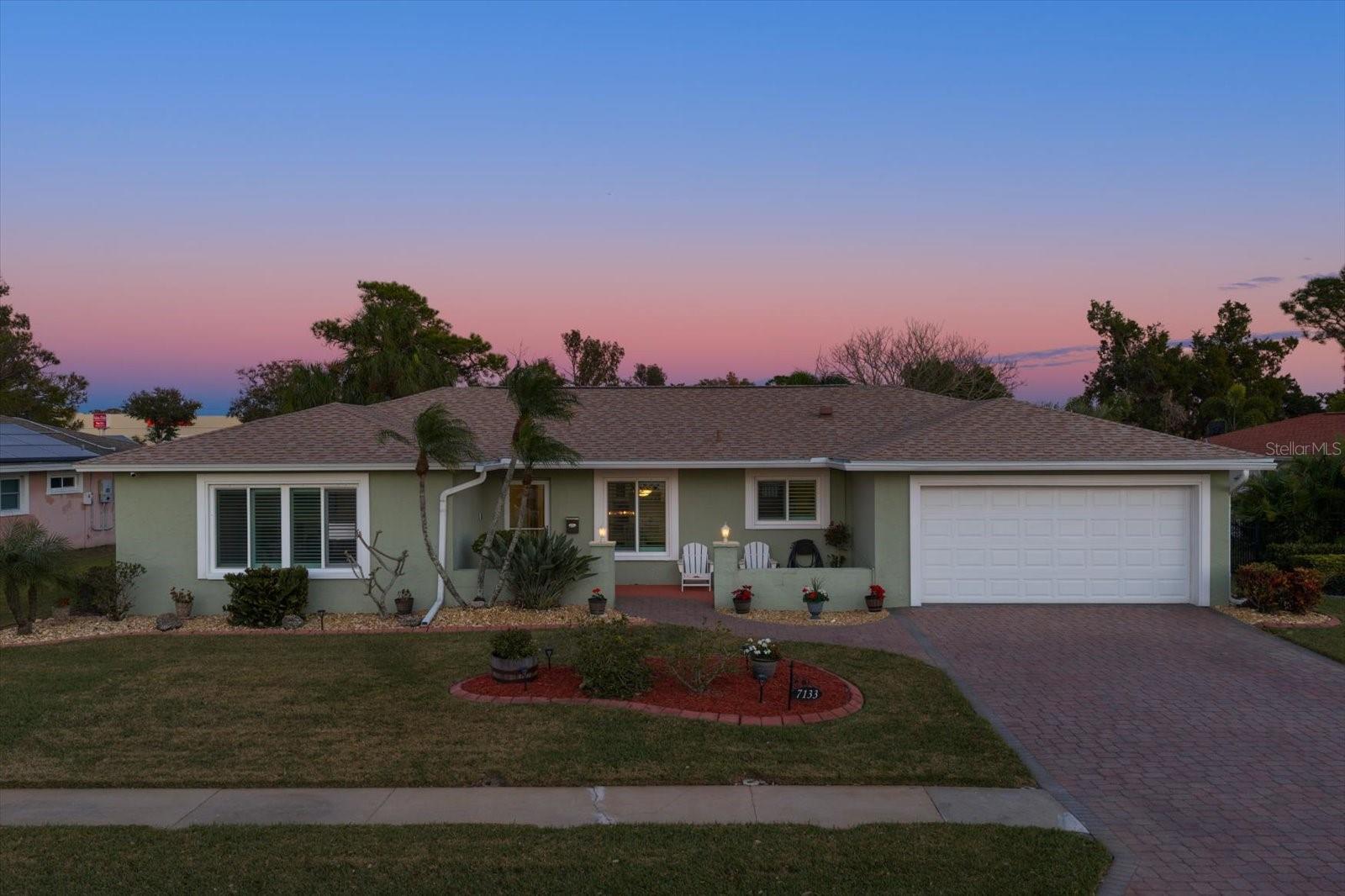 Image 60 of 70 For 7133 Augusta Boulevard