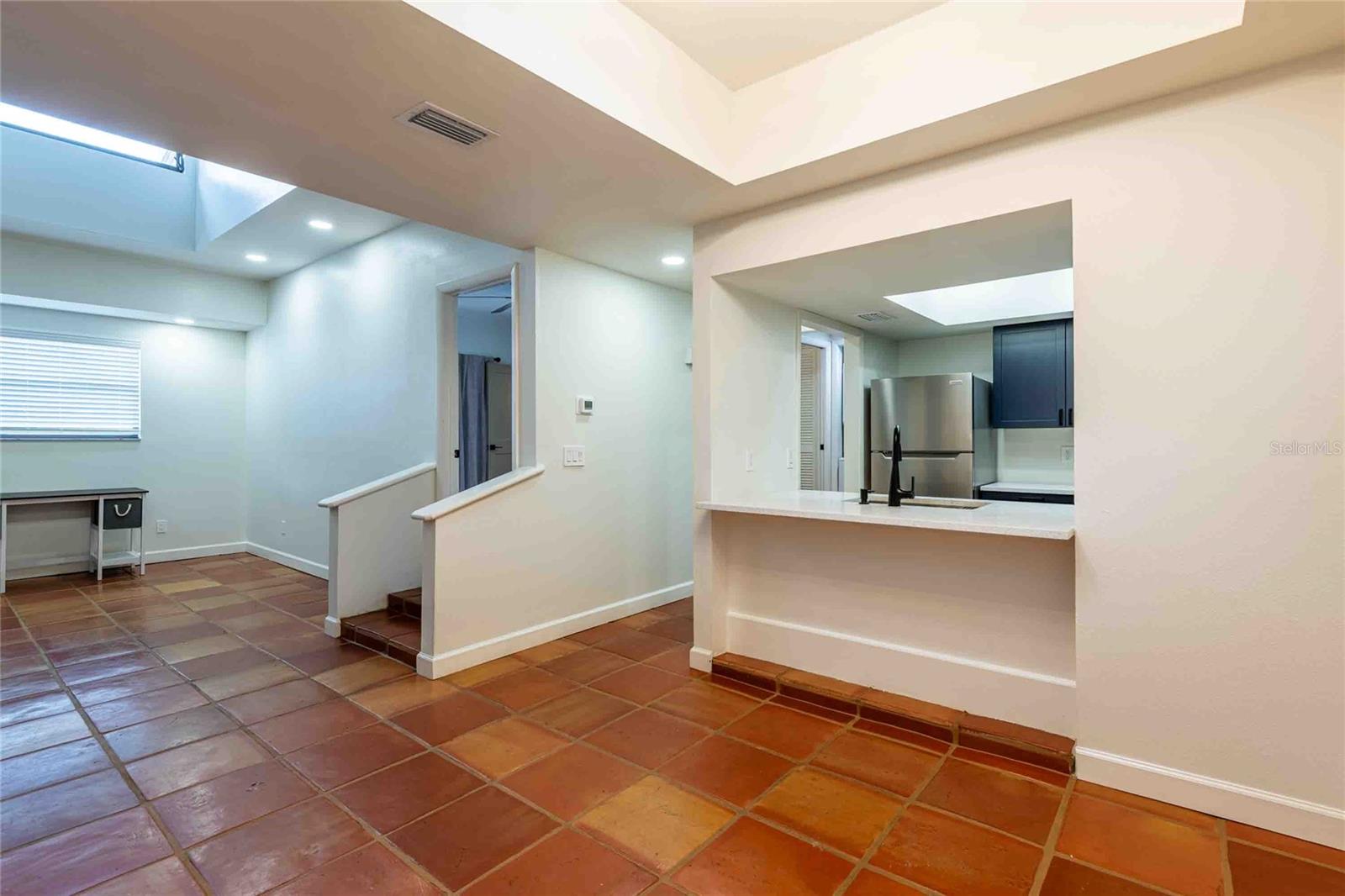 Image 11 of 20 For 4405 Fair Oaks Avenue 8