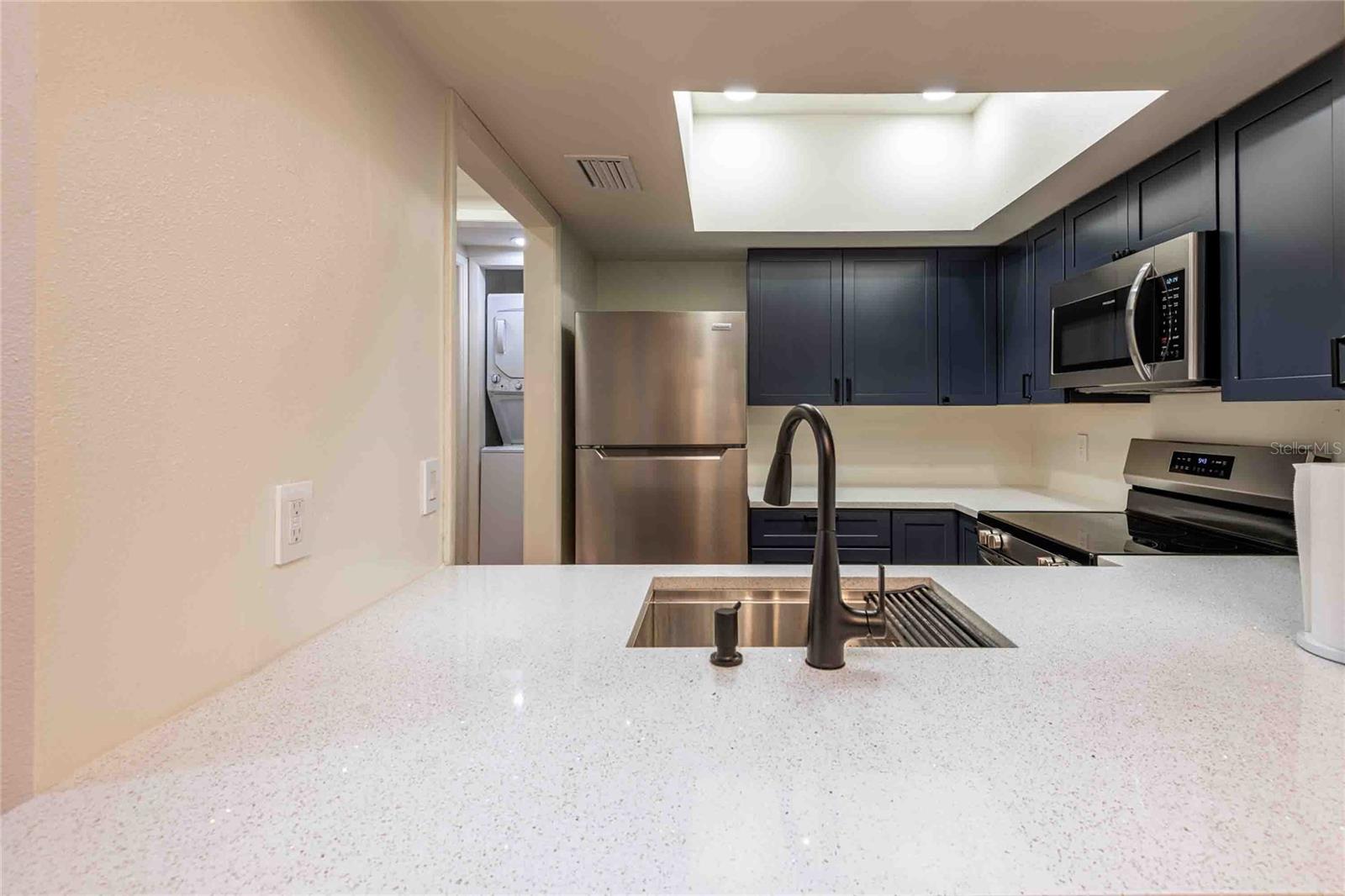 Image 13 of 20 For 4405 Fair Oaks Avenue 8