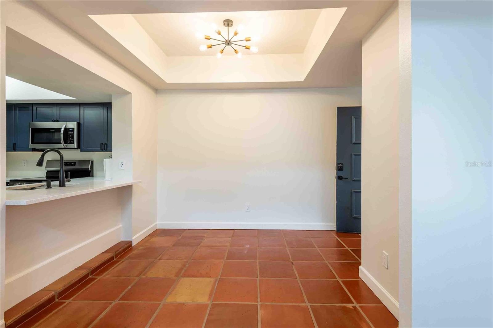 Image 15 of 20 For 4405 Fair Oaks Avenue 8