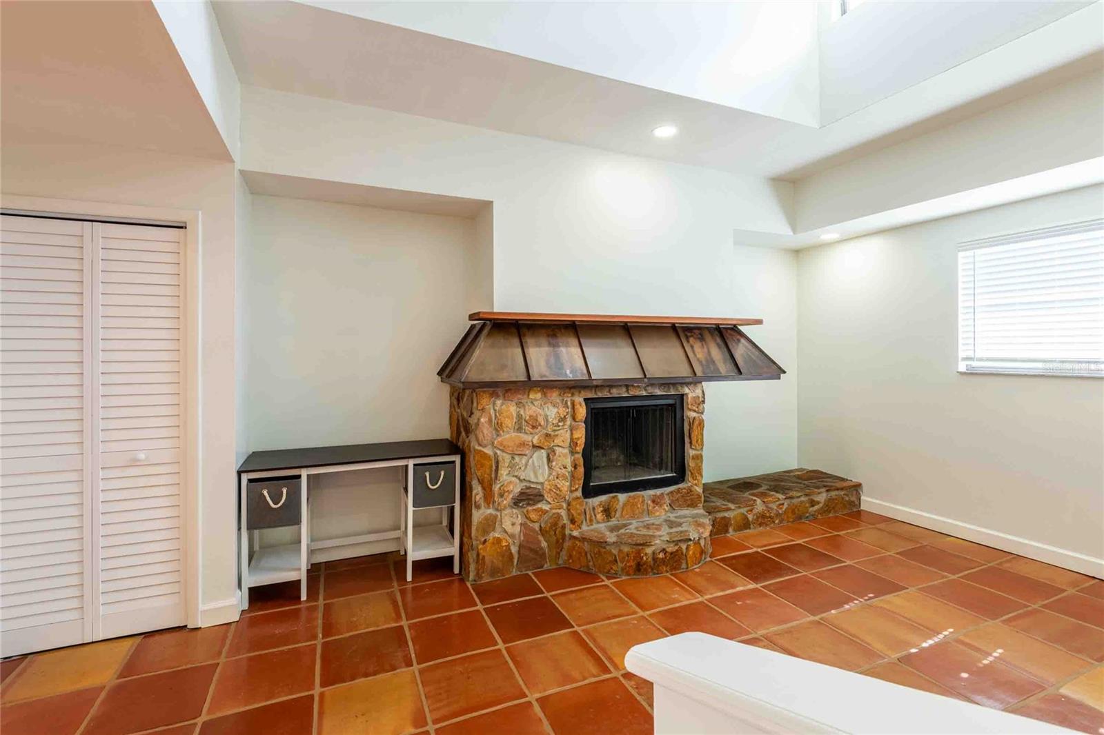 Image 19 of 20 For 4405 Fair Oaks Avenue 8