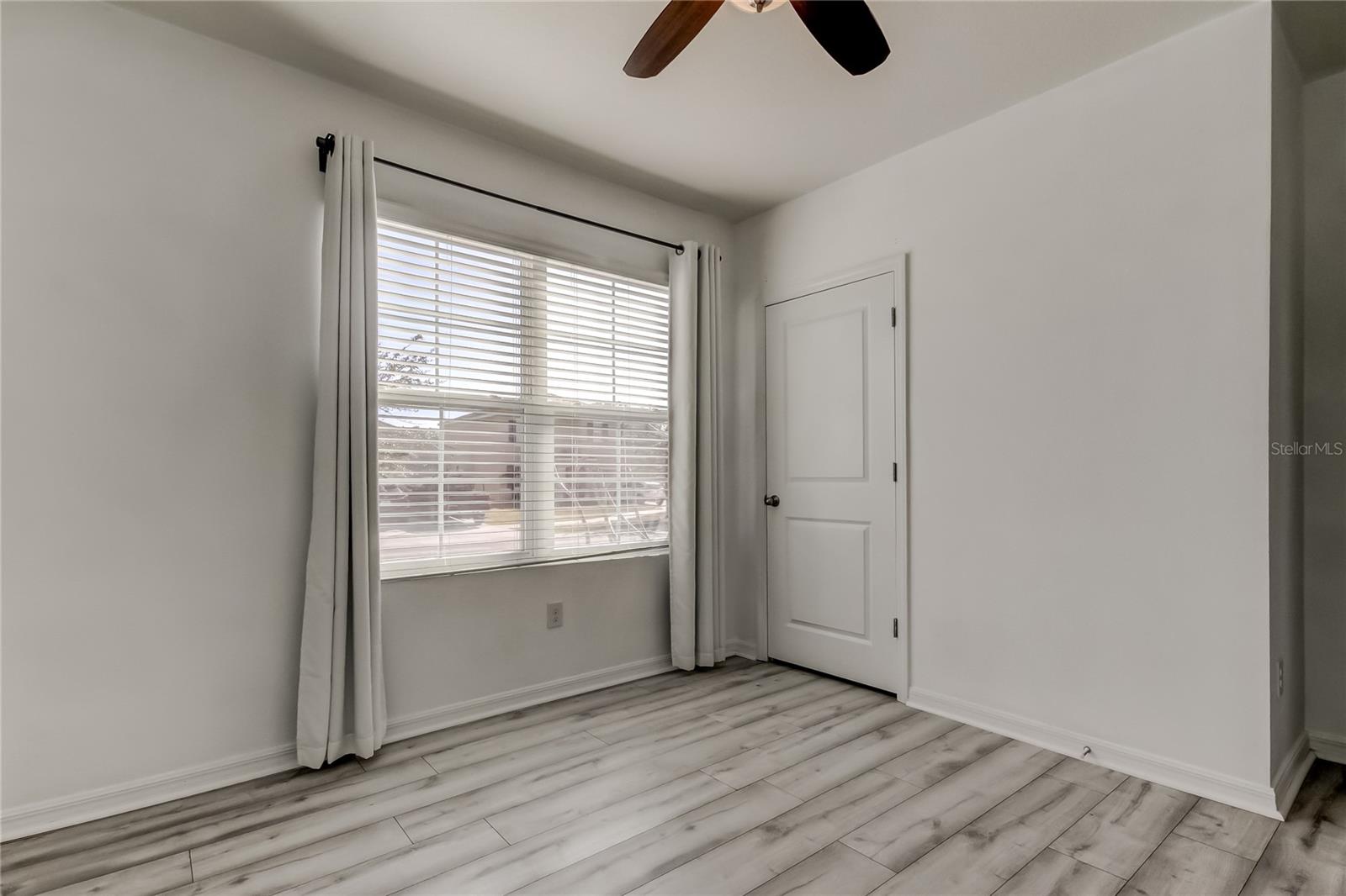 Image 14 of 64 For 11847 Myrtle Rock Drive