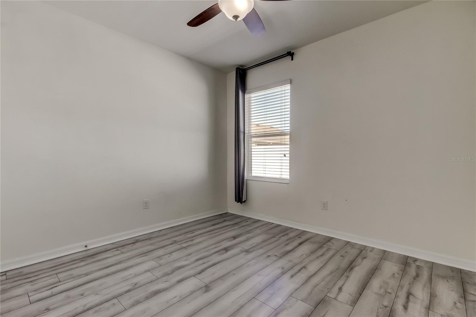 Image 19 of 64 For 11847 Myrtle Rock Drive