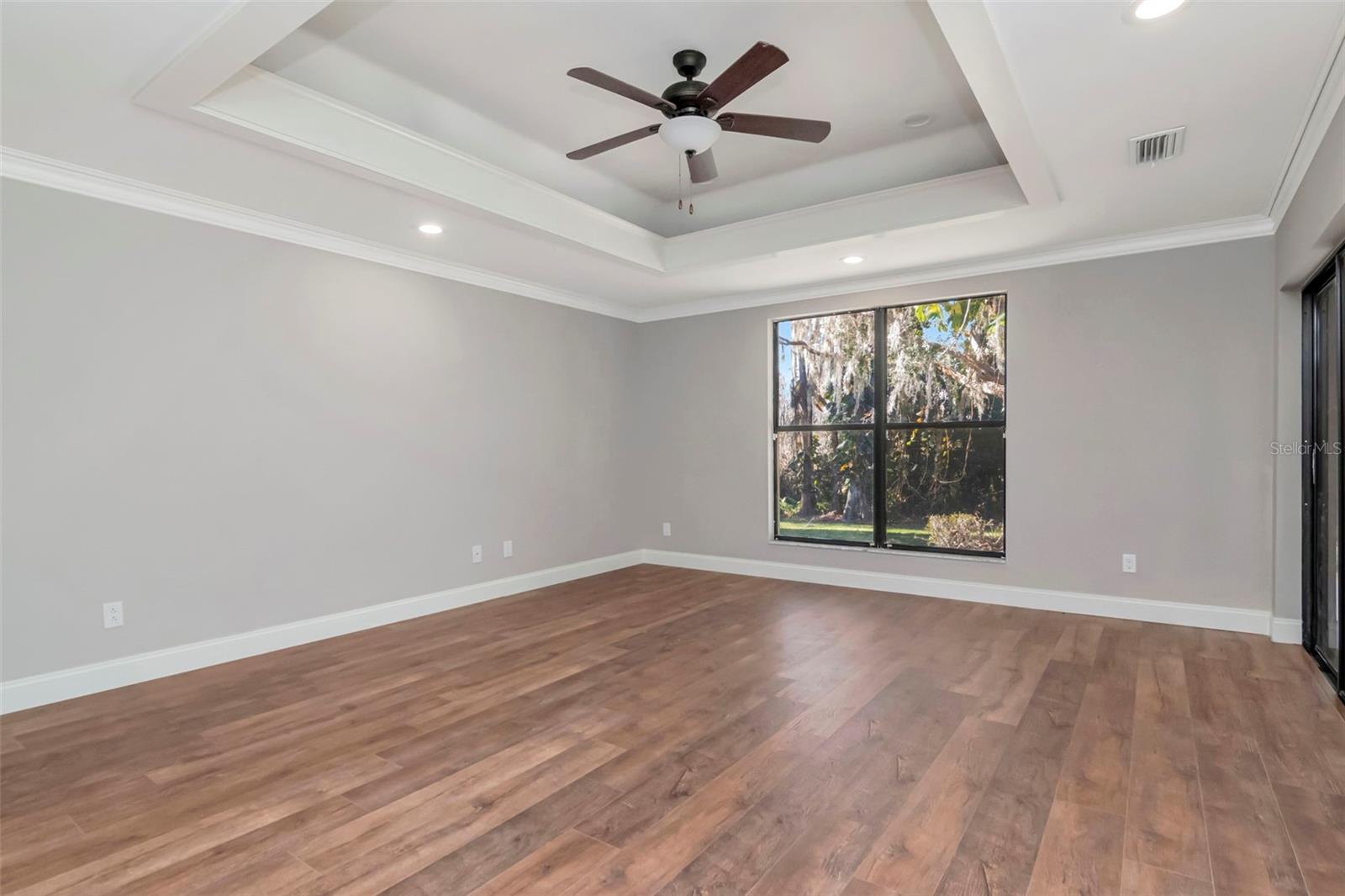 Image 33 of 69 For 18306 Pleasant Ridge Place