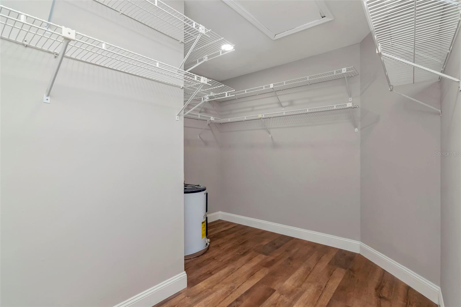 Image 37 of 69 For 18306 Pleasant Ridge Place