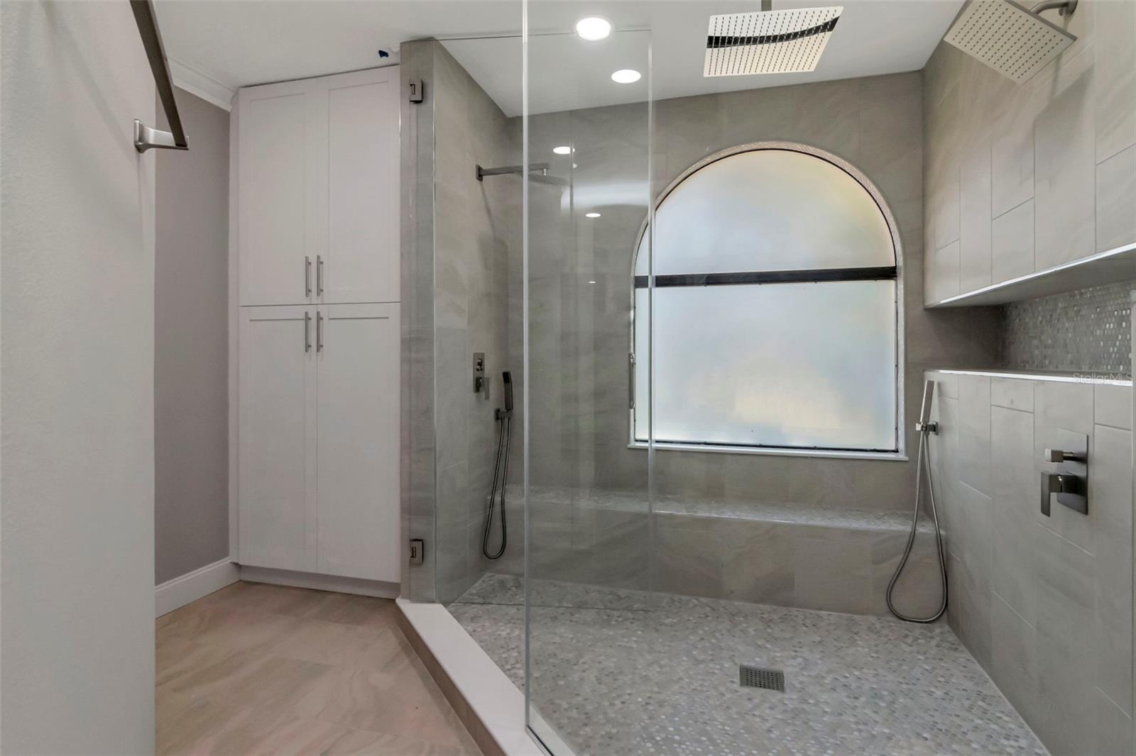 Image 43 of 69 For 18306 Pleasant Ridge Place