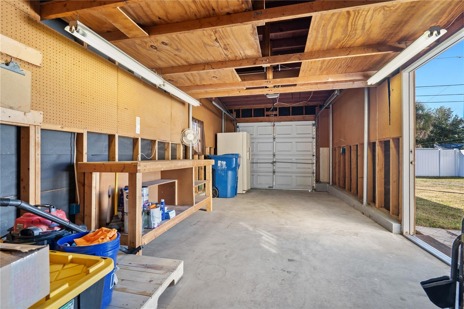 Image 17 of 25 For 734 91st Avenue N