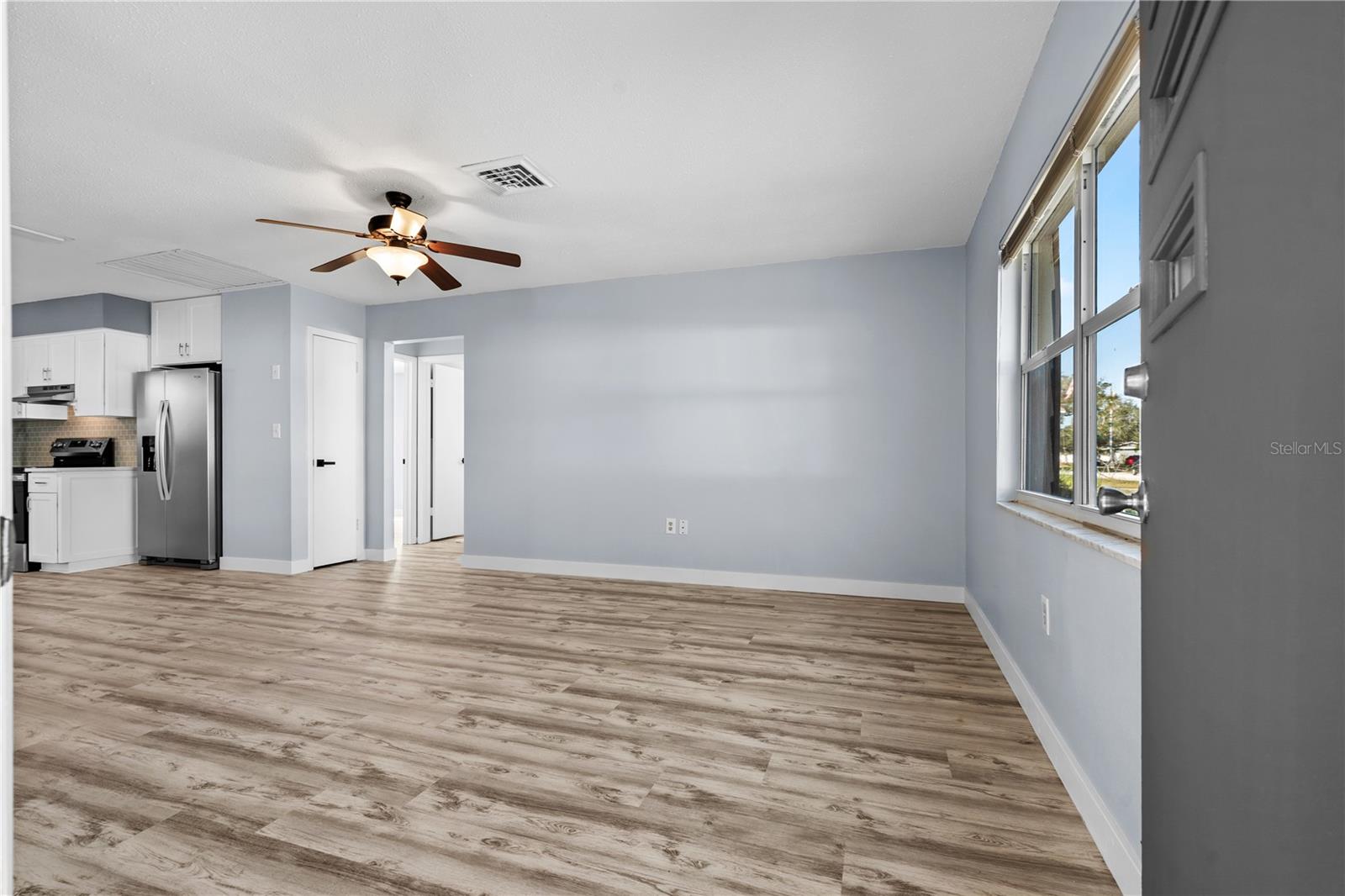 Image 18 of 25 For 734 91st Avenue N