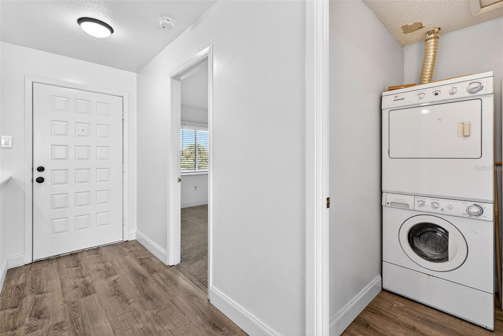 Image 10 of 40 For 1805 Mariner Drive 52