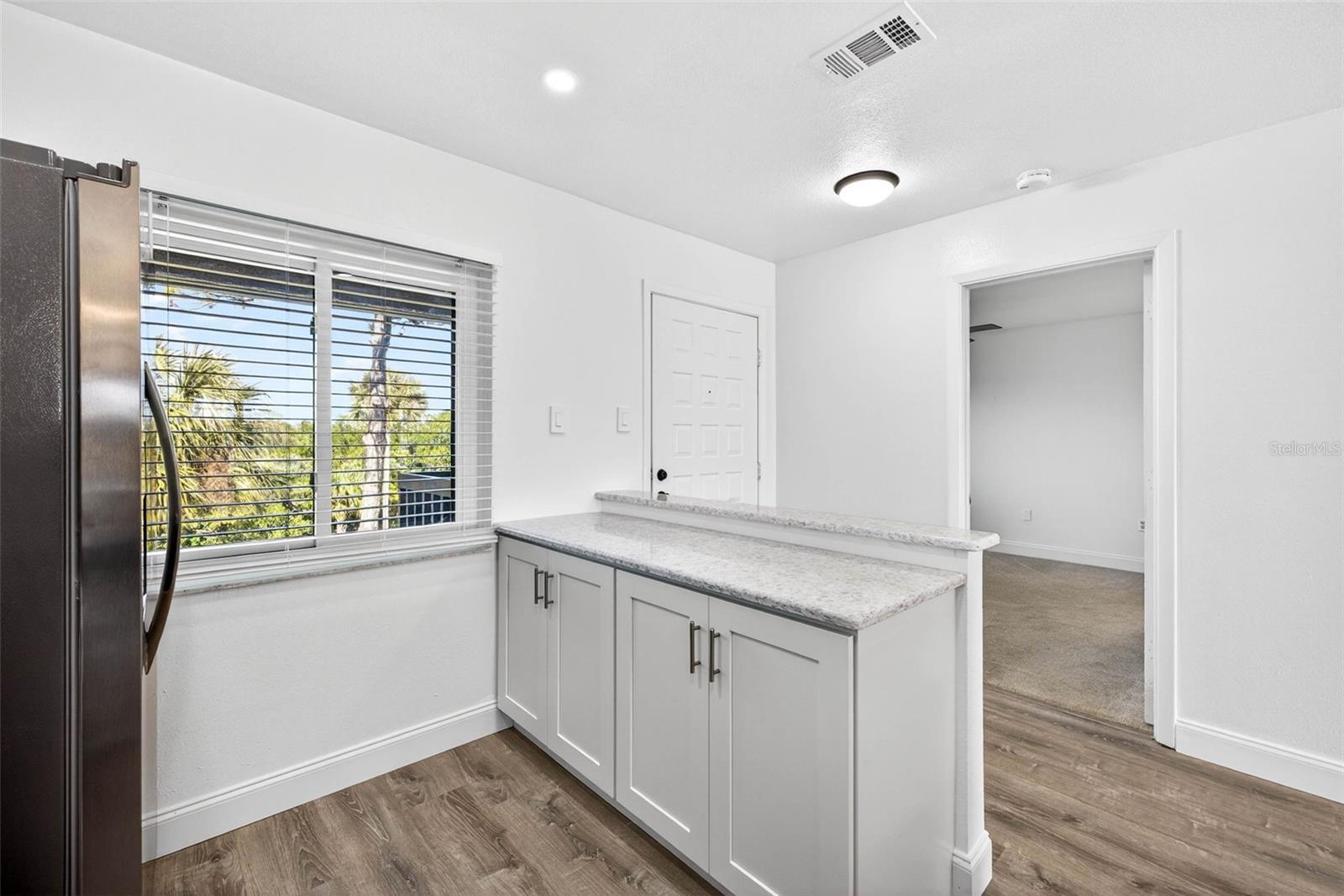 Image 8 of 40 For 1805 Mariner Drive 52