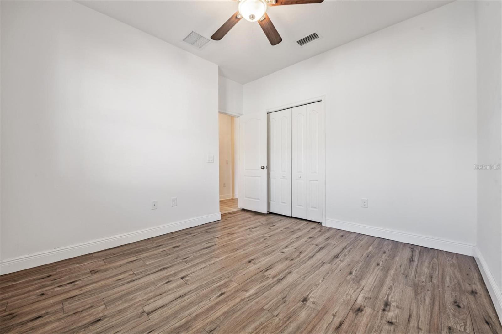 Listing photo id 8 for Address Not Provided