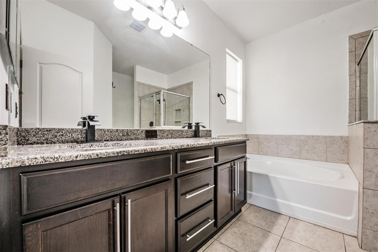 Listing photo id 10 for Address Not Provided