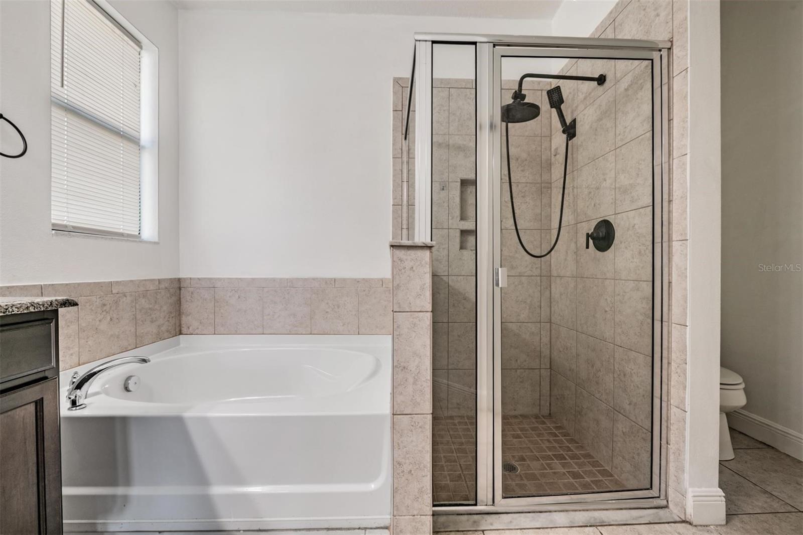 Listing photo id 11 for Address Not Provided