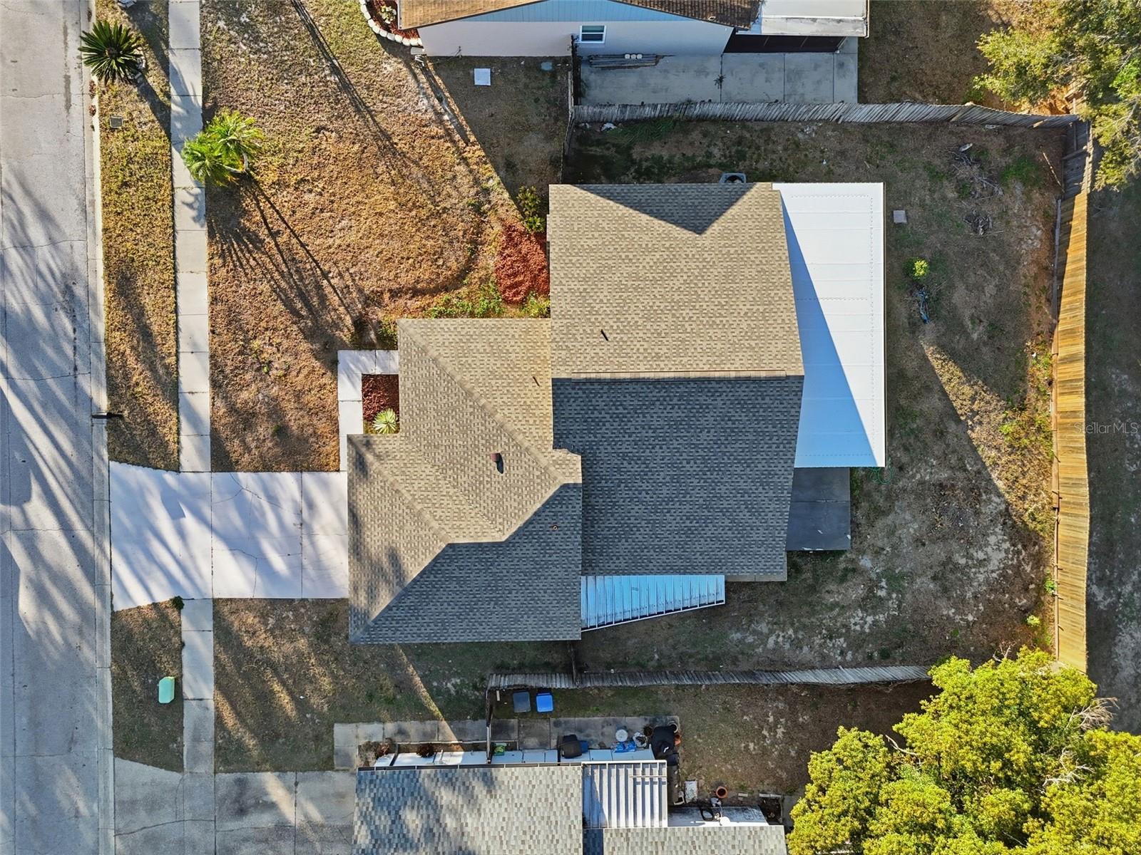 Image 39 of 41 For 939 Sandywood Drive