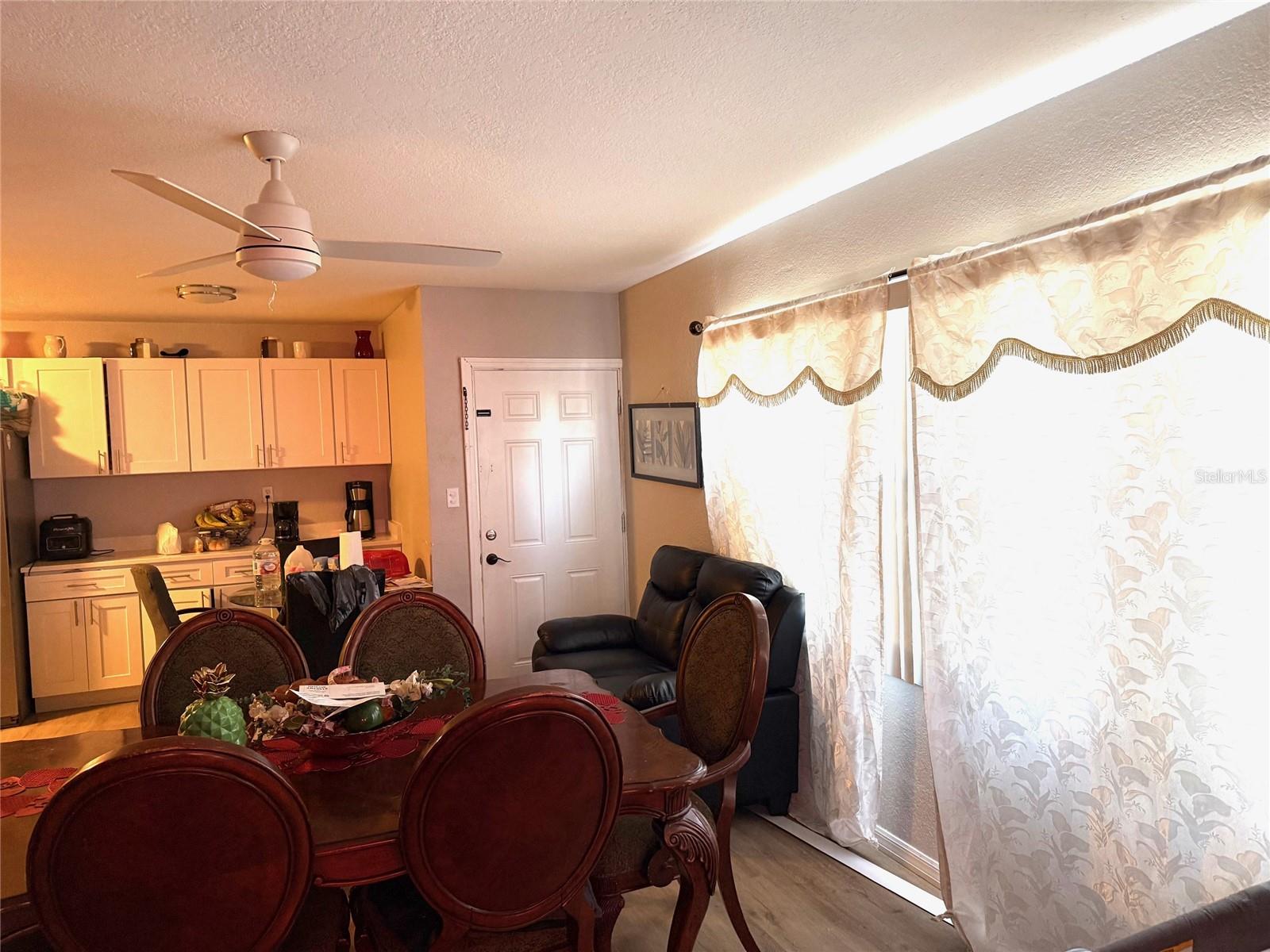 Image 11 of 18 For 1125 Avenue L