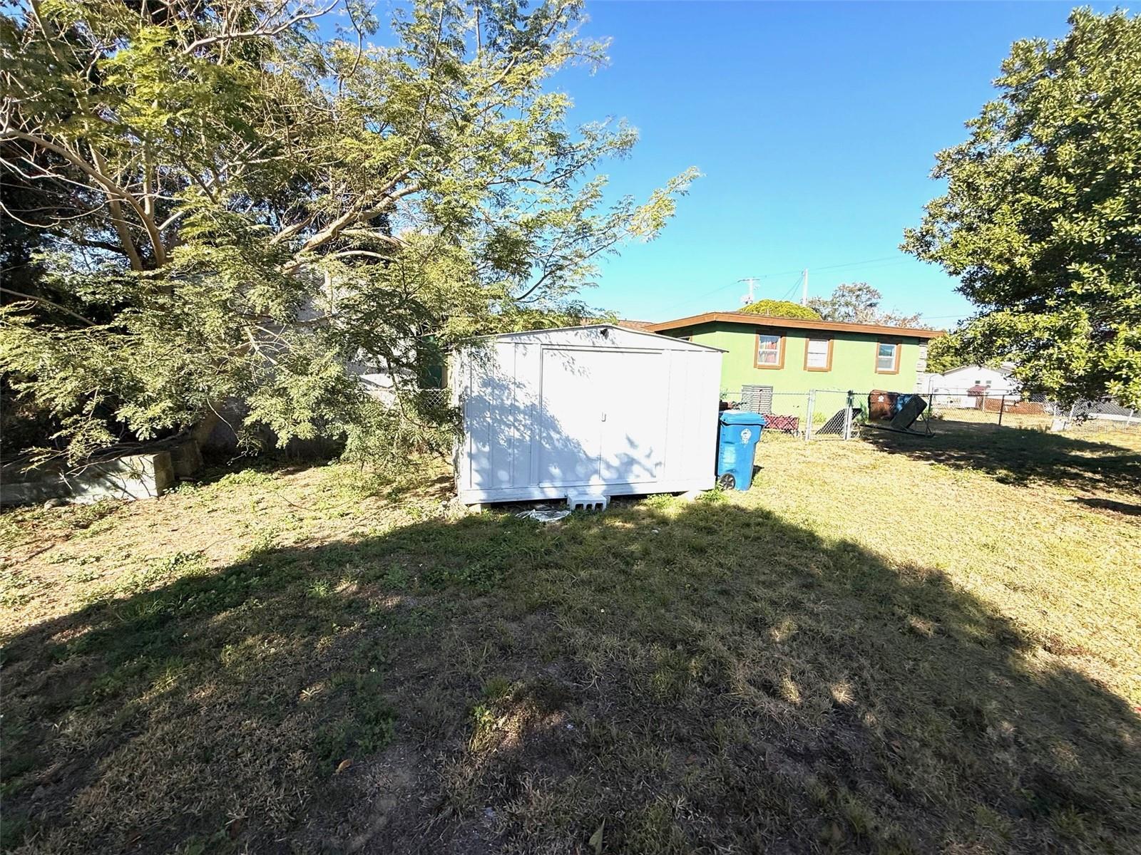 Image 6 of 18 For 1125 Avenue L