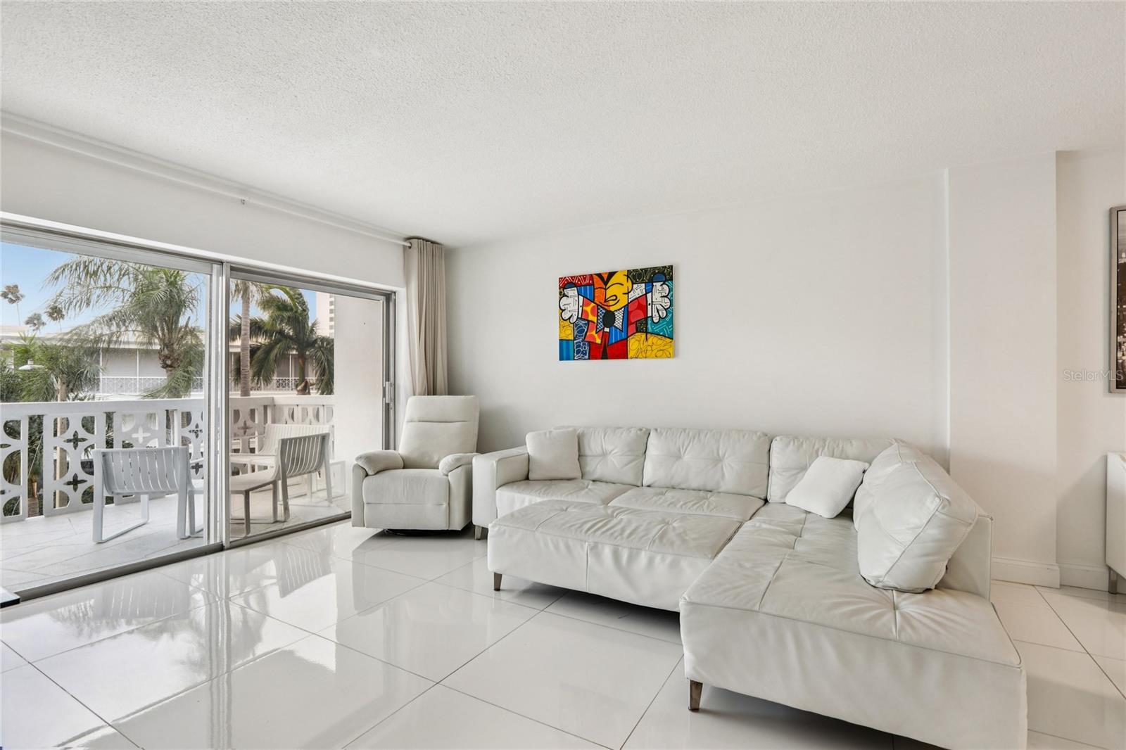 Image 12 of 16 For 1100 Shore Drive Ne 304