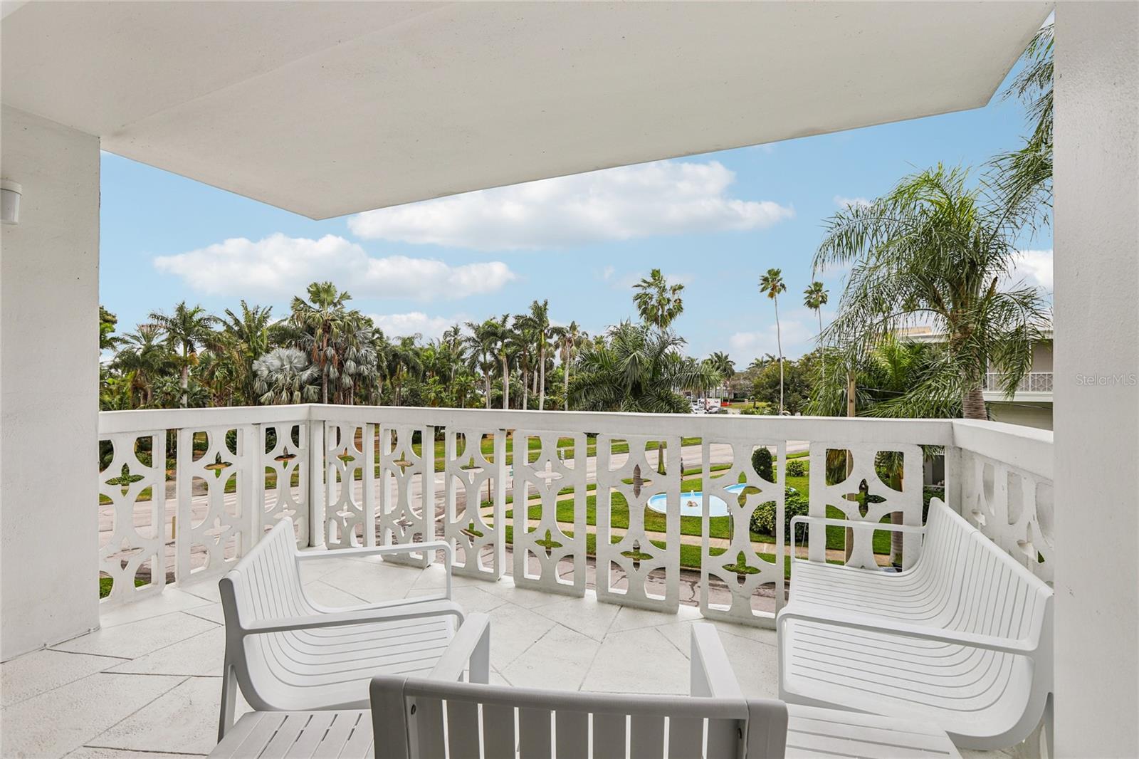 Image 6 of 16 For 1100 Shore Drive Ne 304