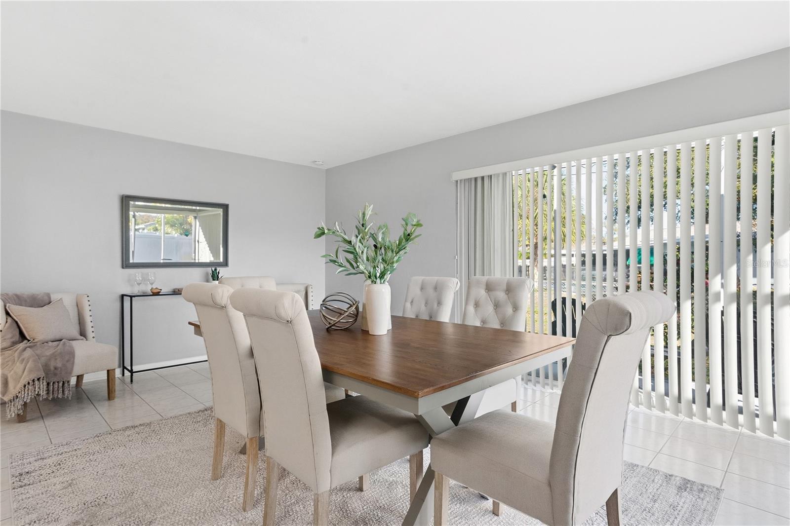 Image 9 of 21 For 2481 12th Avenue Sw