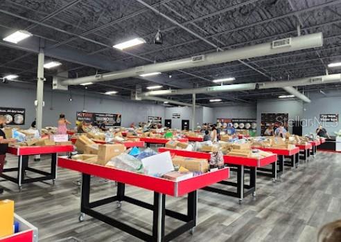 Image 5 of 7 For 1423 Brandon Boulevard