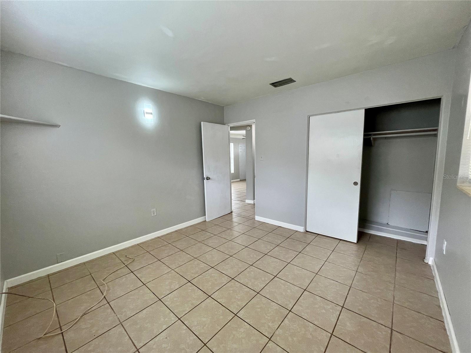 Image 12 of 16 For 10731 108th Street