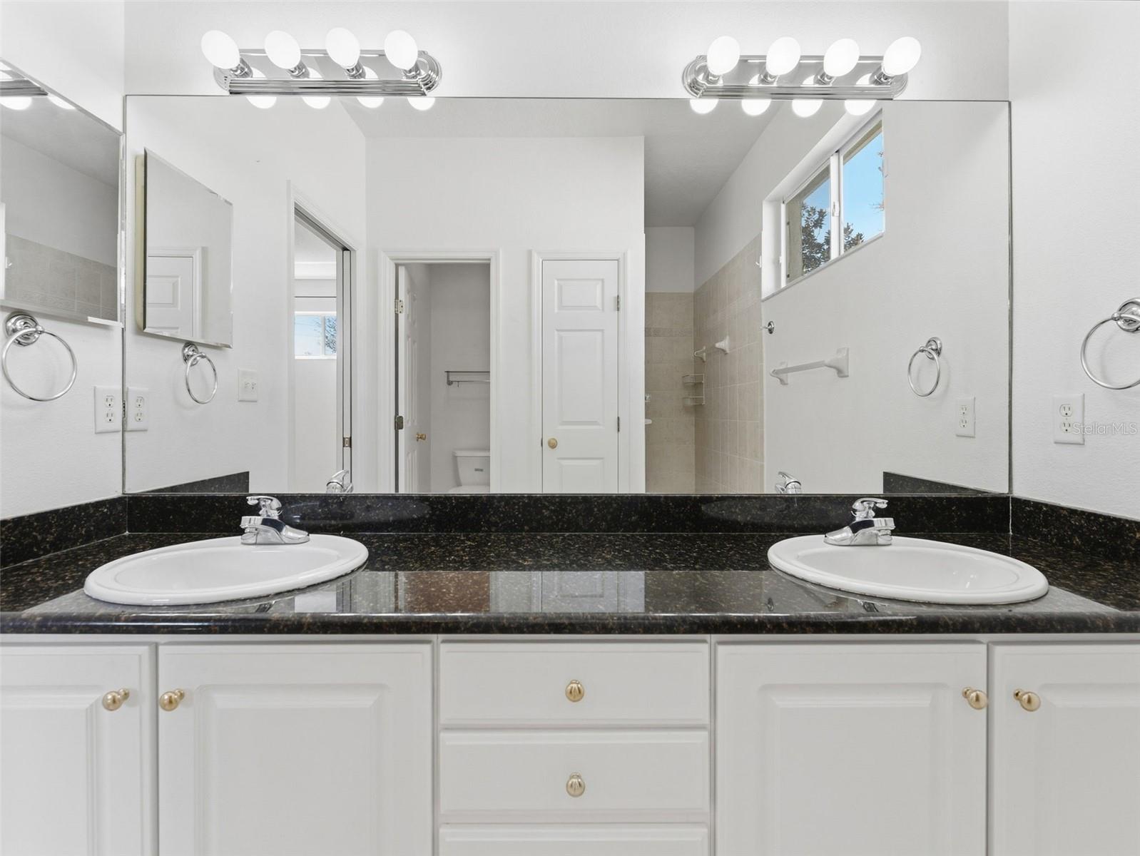 Image 8 of 24 For 8045 Brien Green Way