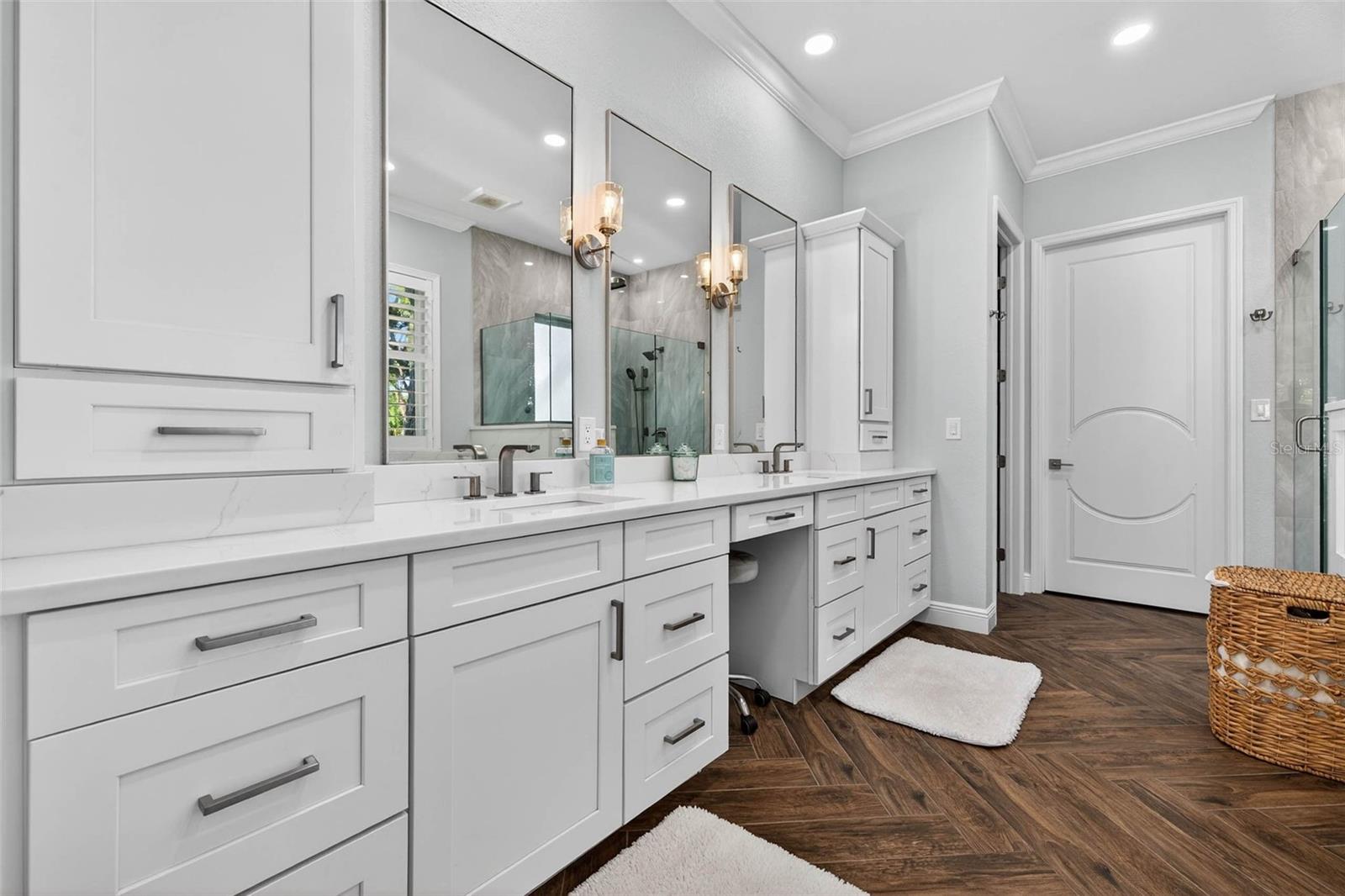 Image 19 of 50 For 1581 Alexander Road